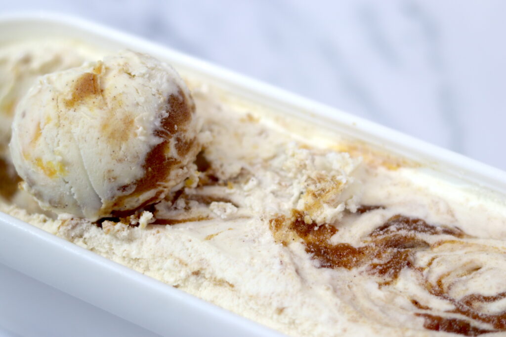 recipe for Peach Cobbler Ice Cream